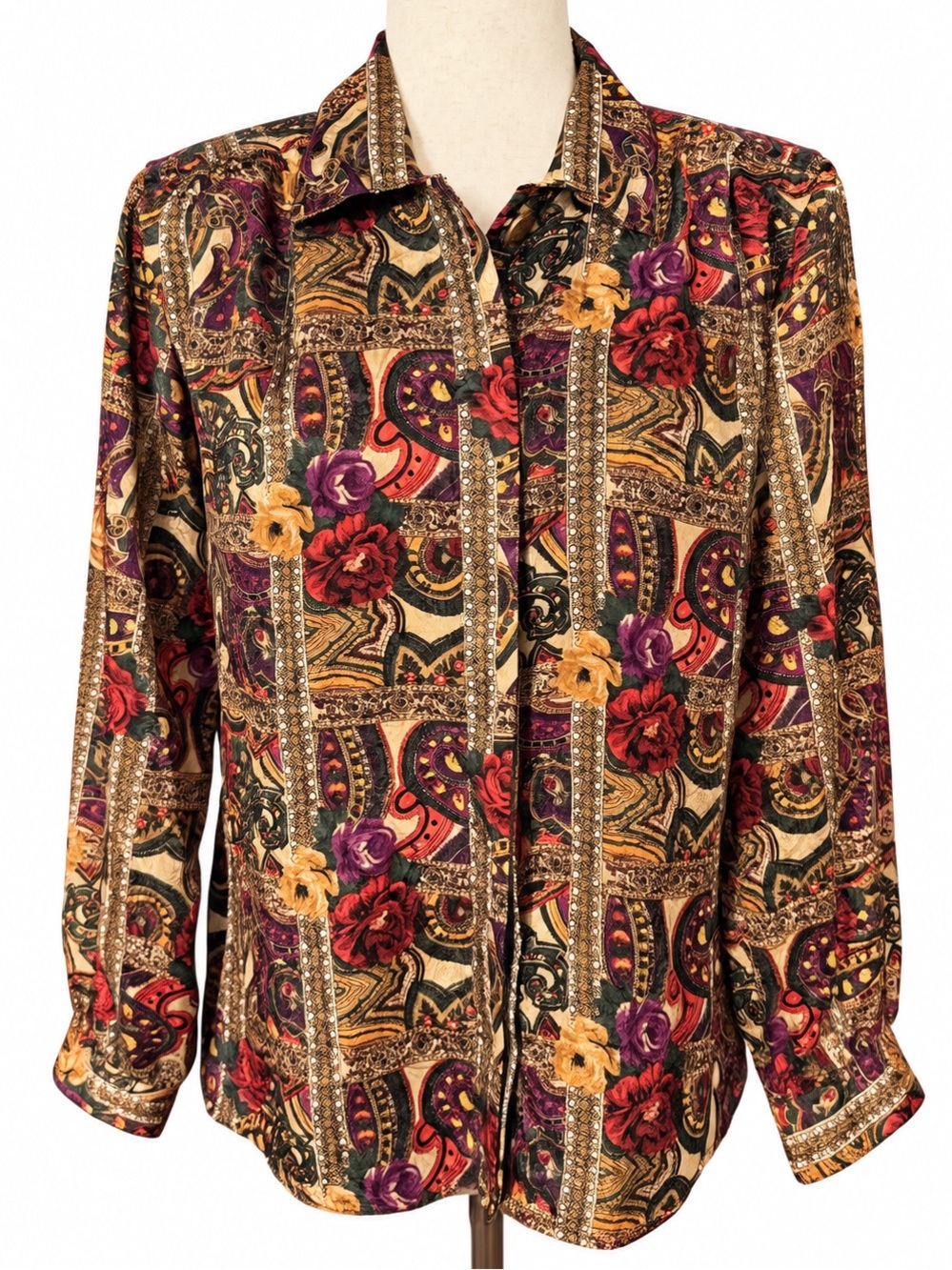 Vintage silky blouse with gold and roses baroque print. Top gold button. M